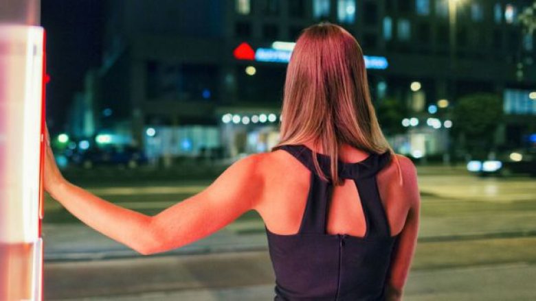 una-madama-de-las-vegas-explica-por-que-los-hombres-recurren-a-la-prostitucion_1478015034-4589601-780x439